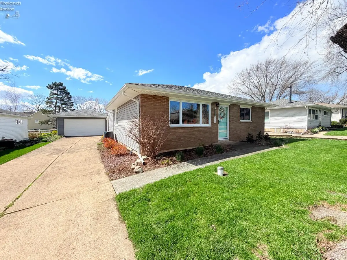 2078 Willowcove Drive, Marblehead, OH 43440 - #1