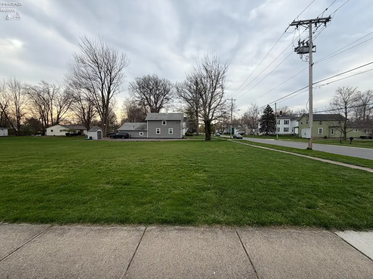 52 N Pleasant Street, Norwalk, OH 44857 - #1