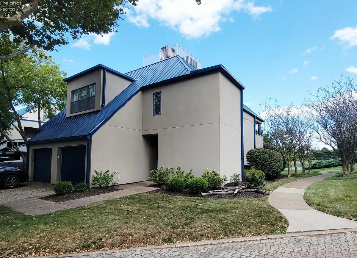 4475 Marin Harbor #H, Port Clinton, OH 43452 - #1