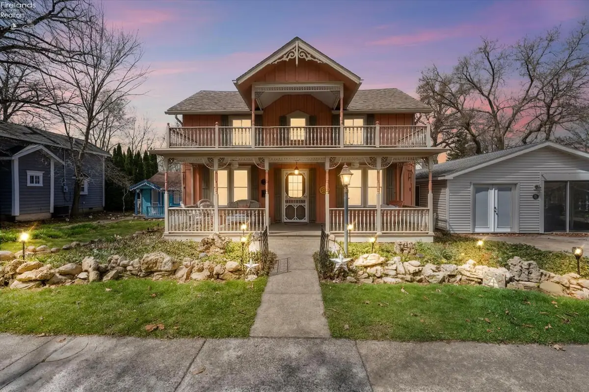 536 Walnut Ave, Lakeside, OH 43440 - #1