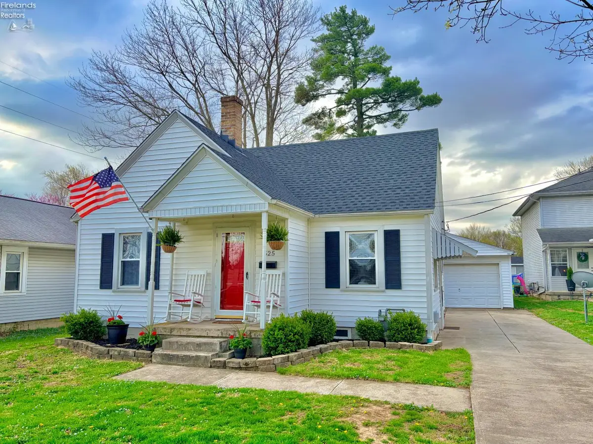 525 Third, Findlay, OH 45840 - #1