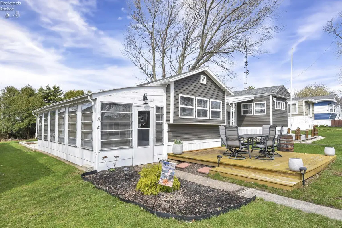 8696 Bayshore Road #2, Marblehead, OH 43440 - #1