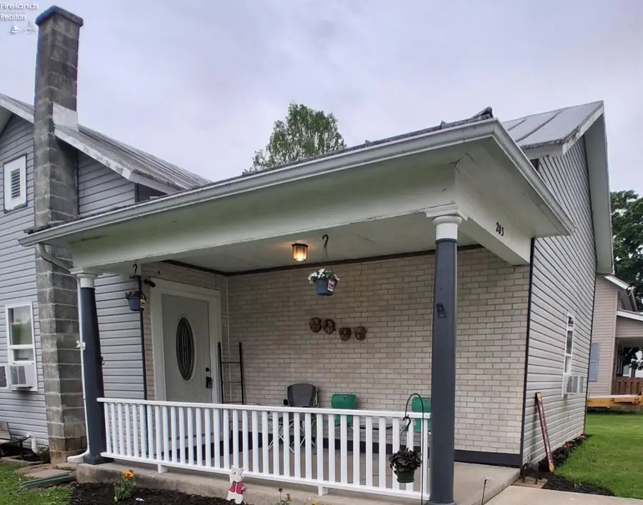 203 W Main, New Washington, OH 44854 - #3