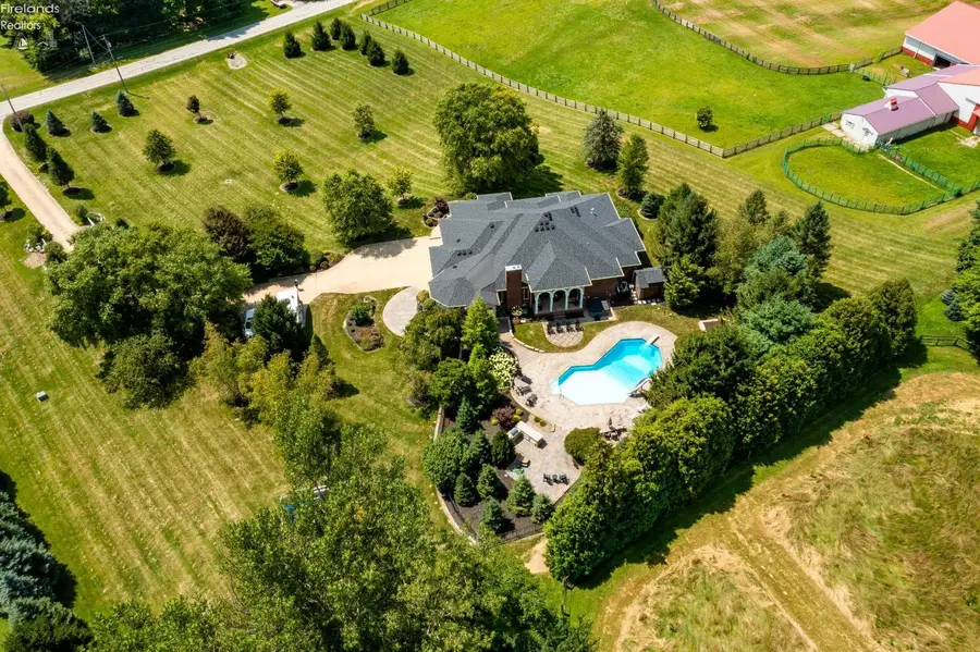2205 Scheid Road, Huron, OH 44839 - #2