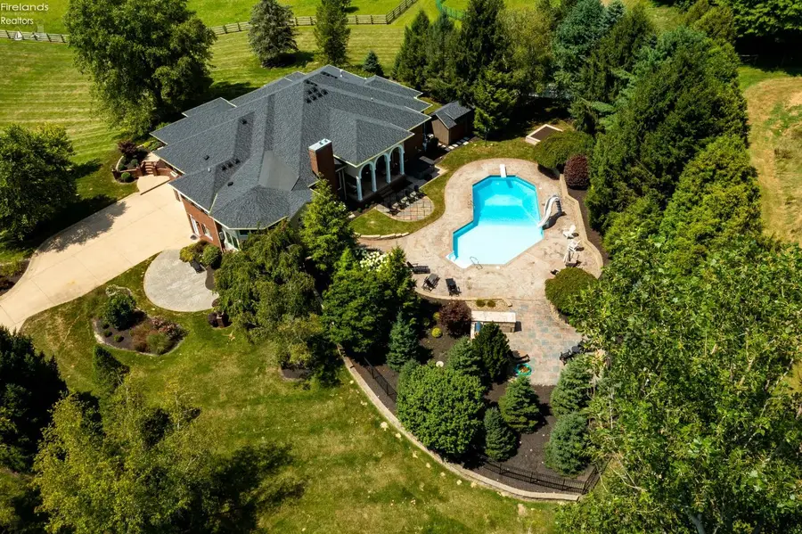 2205 Scheid Road, Huron, OH 44839 - #3