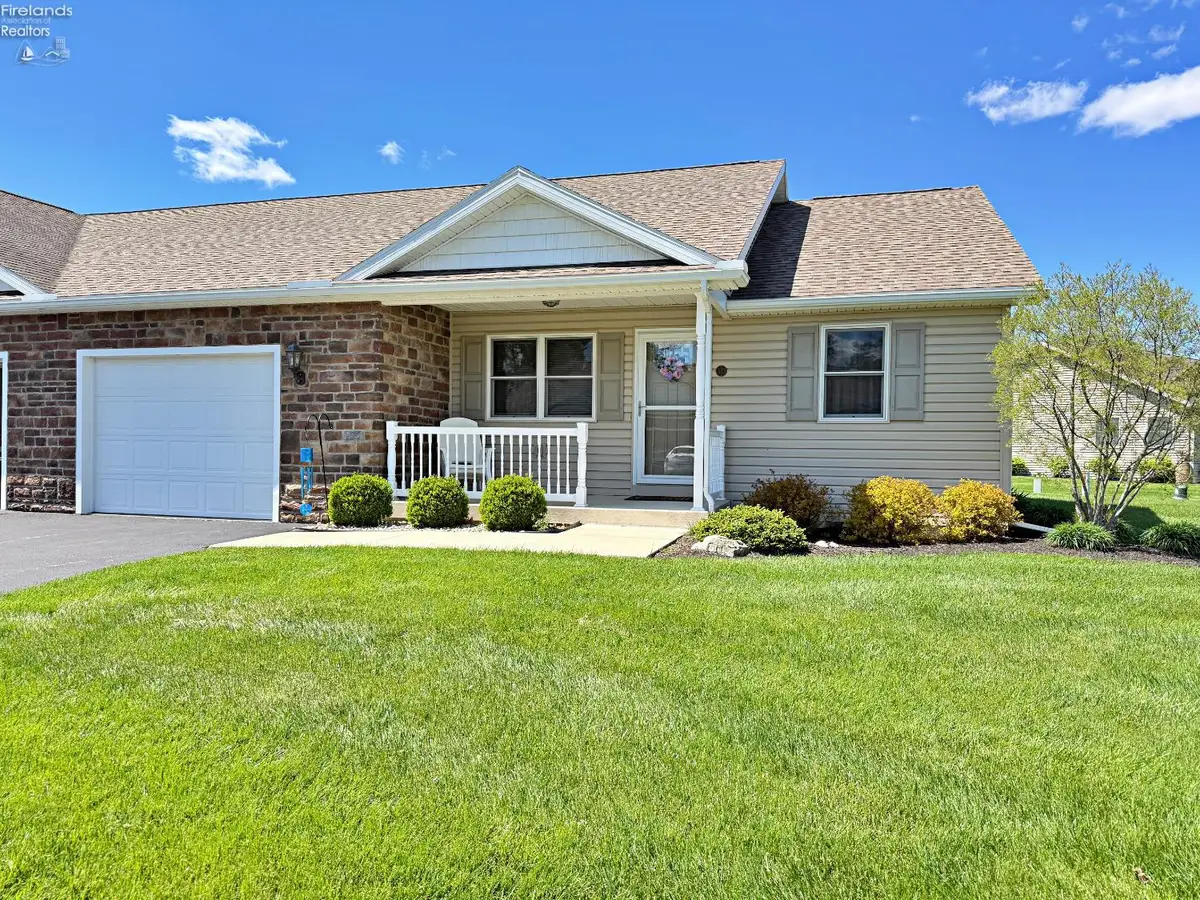333 Greenbrier Court, Tiffin, OH 44883 - #1