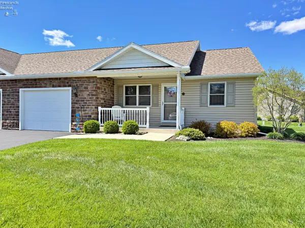 333 Greenbrier Court, Tiffin, OH 44883
