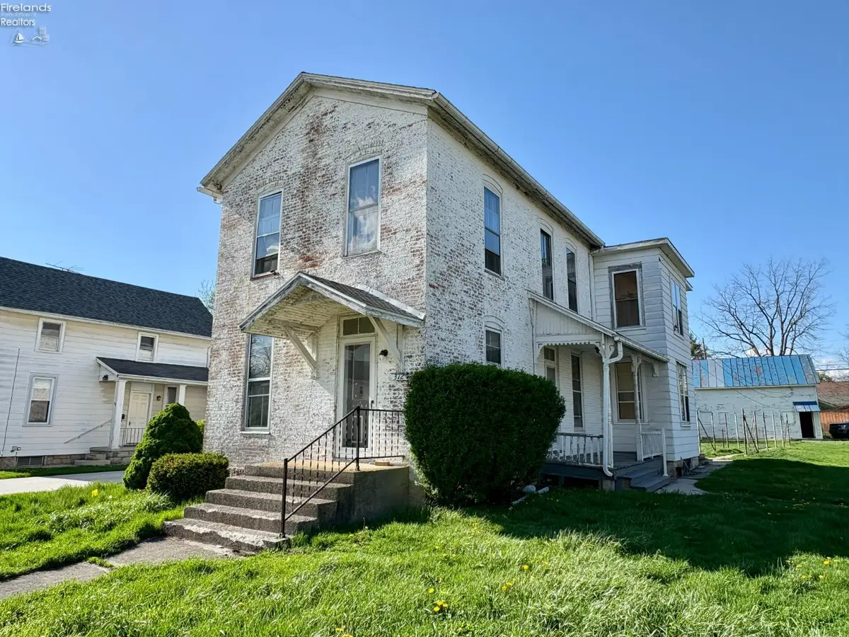 372 W Perry Street, Tiffin, OH 44883 - #1