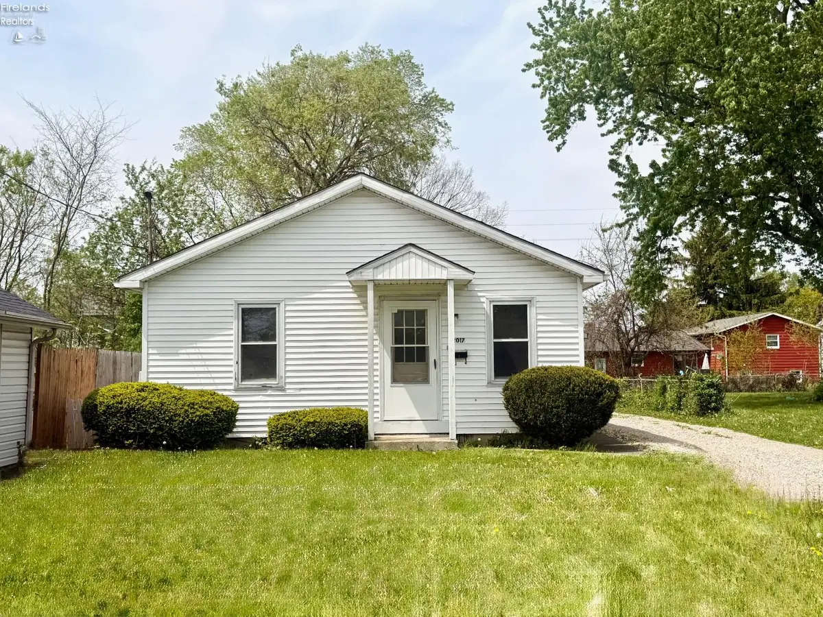 2017 Carr, Sandusky, OH 44870 - #1