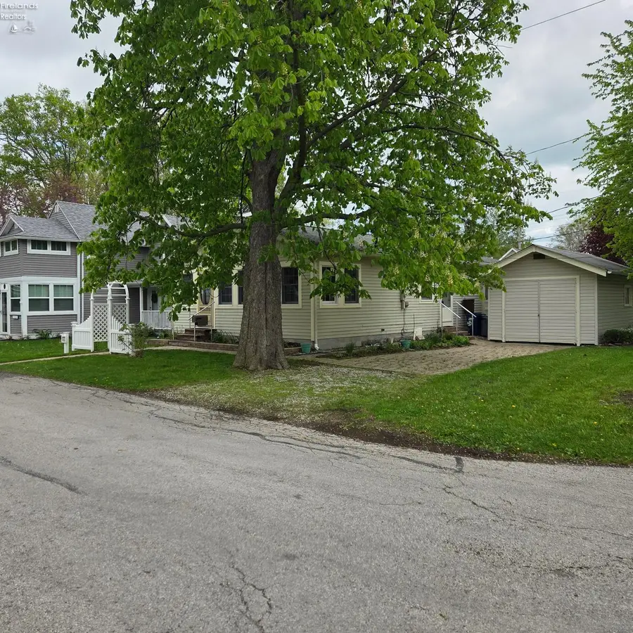 453 Lynn Avenue, Lakeside, OH 43440 - #3