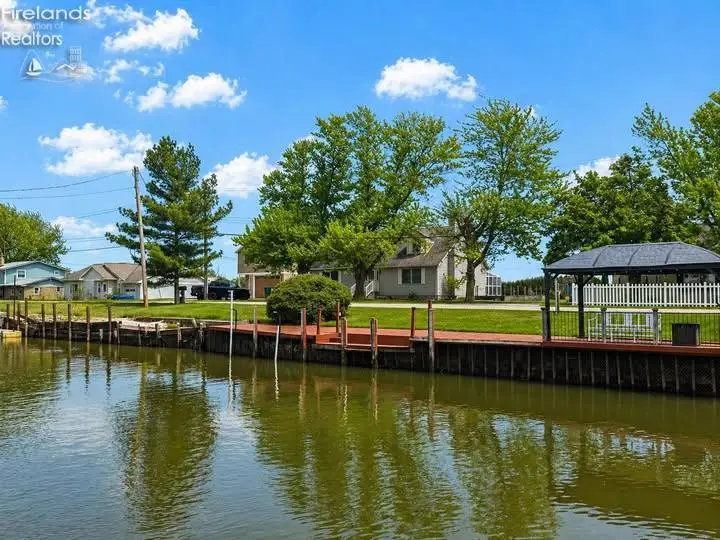 2873 N County Road 198, Fremont, OH 43420 - #1