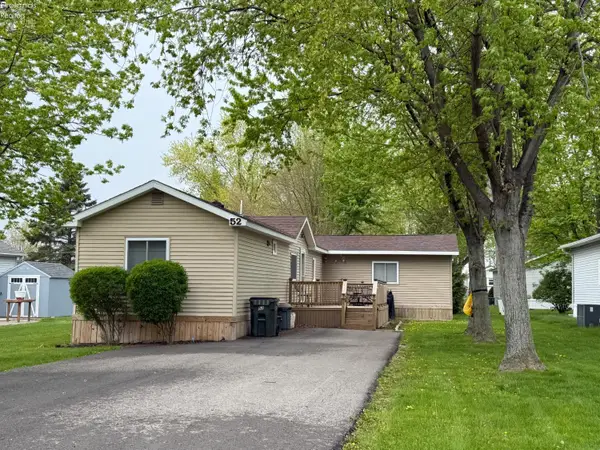 1600 Buck Rd #52, Marblehead, OH 43440