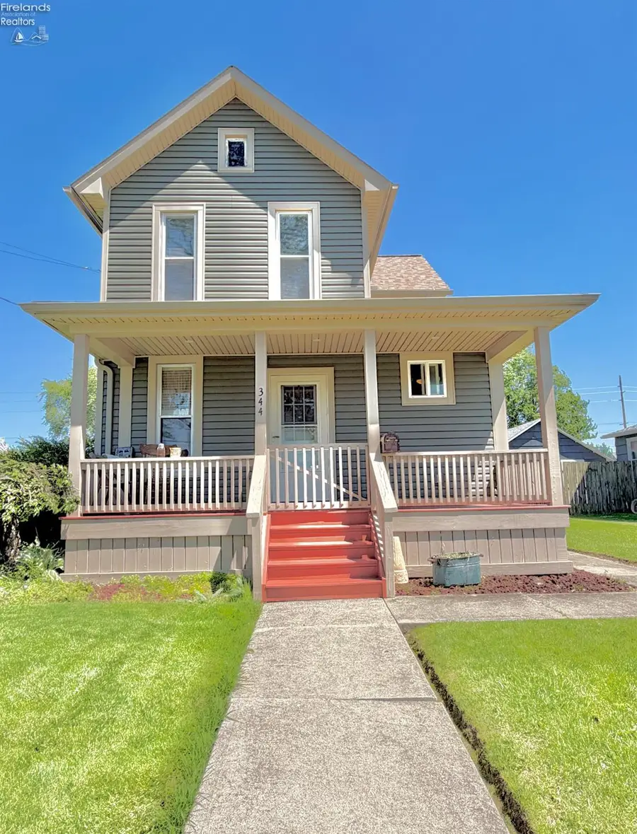344 High Street, Bellevue, OH 44811 - #2