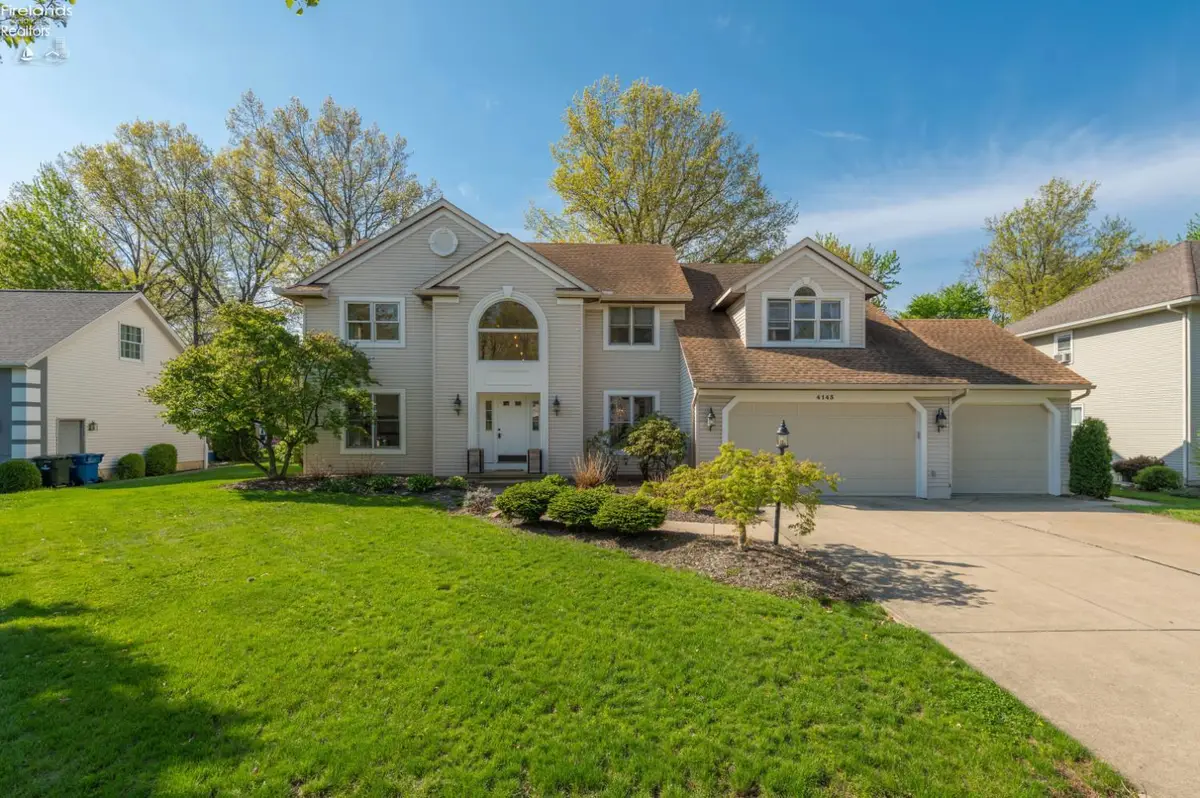 4143 Firestone Ln, Vermilion, OH 44089 - #1