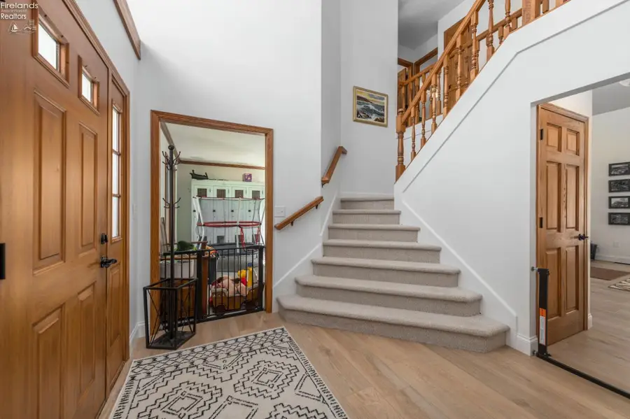 4143 Firestone Ln, Vermilion, OH 44089 - #3