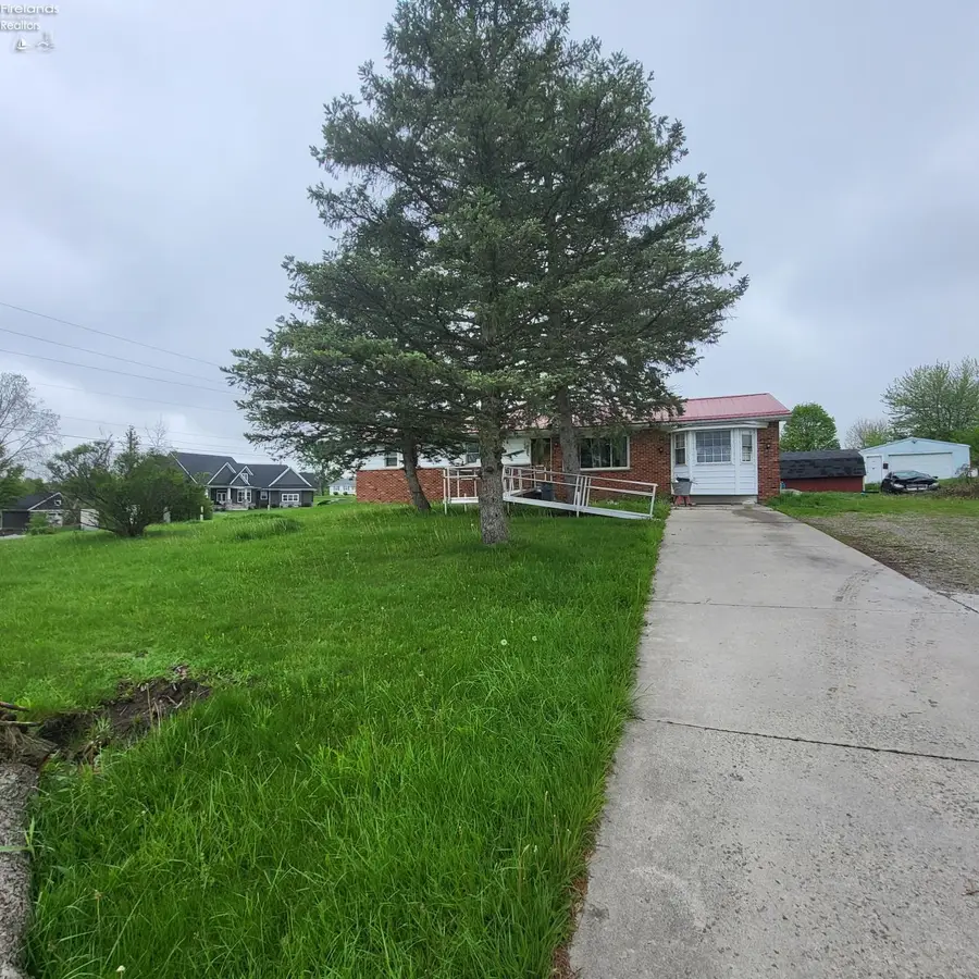 1639 S St Rt 99, Willard, OH 44890 - #3