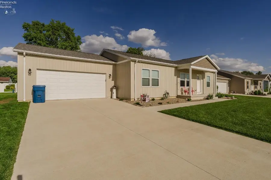 299 Caleb Drive, Fremont, OH 43420 - #3