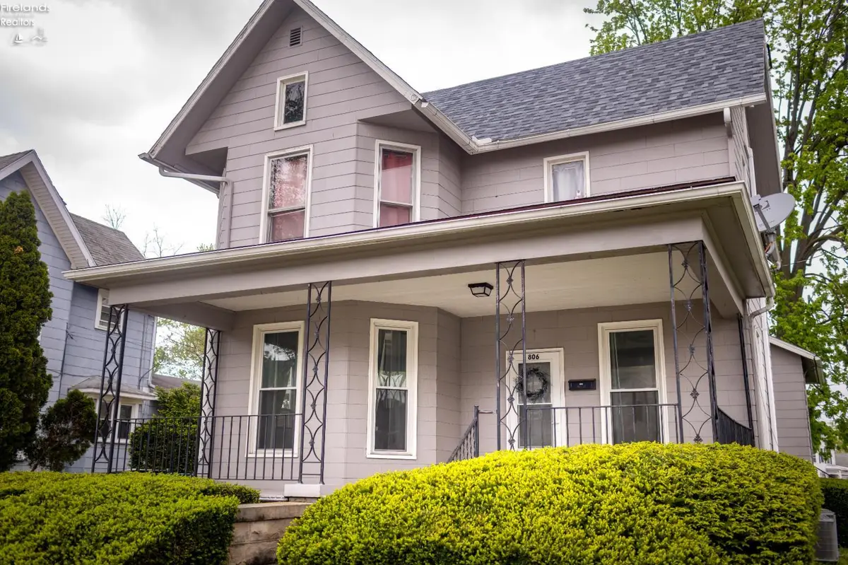 806 Napoleon Street, Fremont, OH 43420 - #1