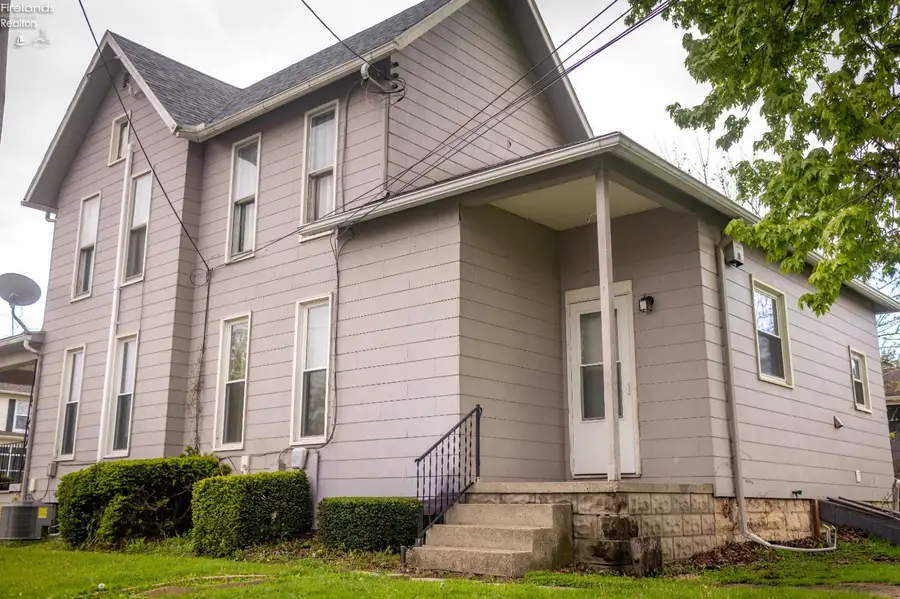 806 Napoleon Street, Fremont, OH 43420 - #3