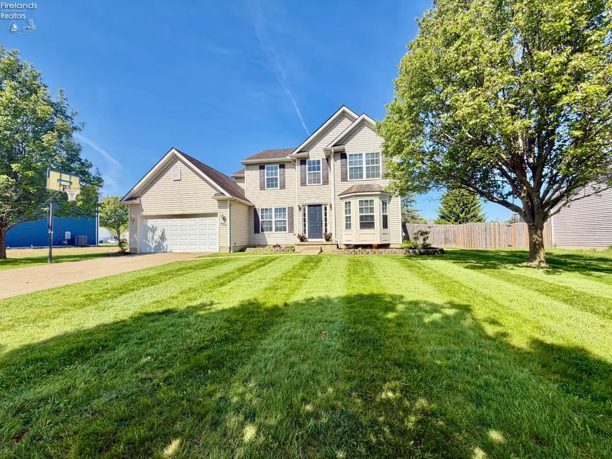 530 Parkside Reserve Street, Wellington, OH 44090 - #1