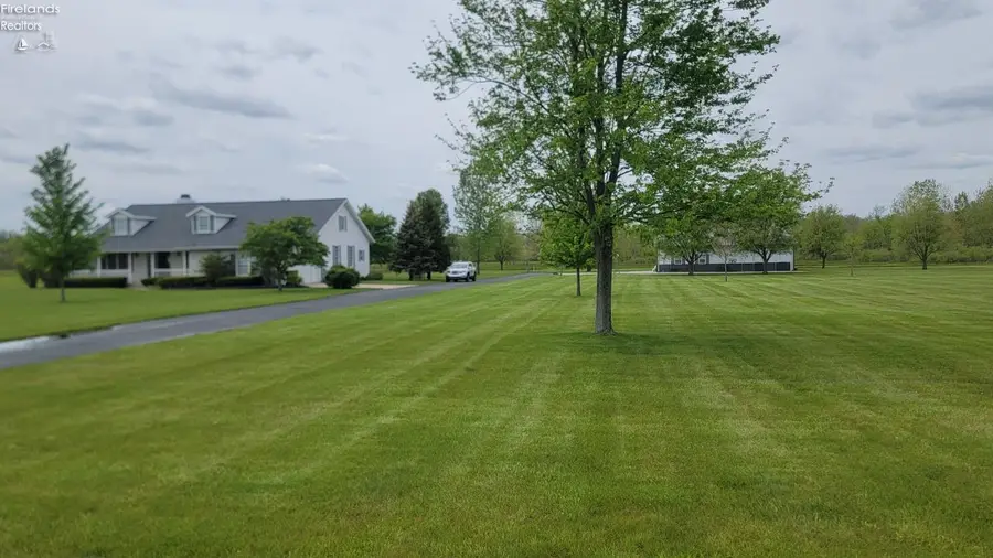 250 State Route 300, Gibsonburg, OH 43431 - #2