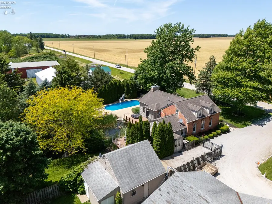 1402 Fox Road, Sandusky, OH 44870 - #3