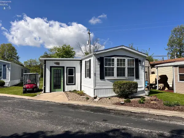 8175 North Shore Boulevard #89, Marblehead, OH 43440