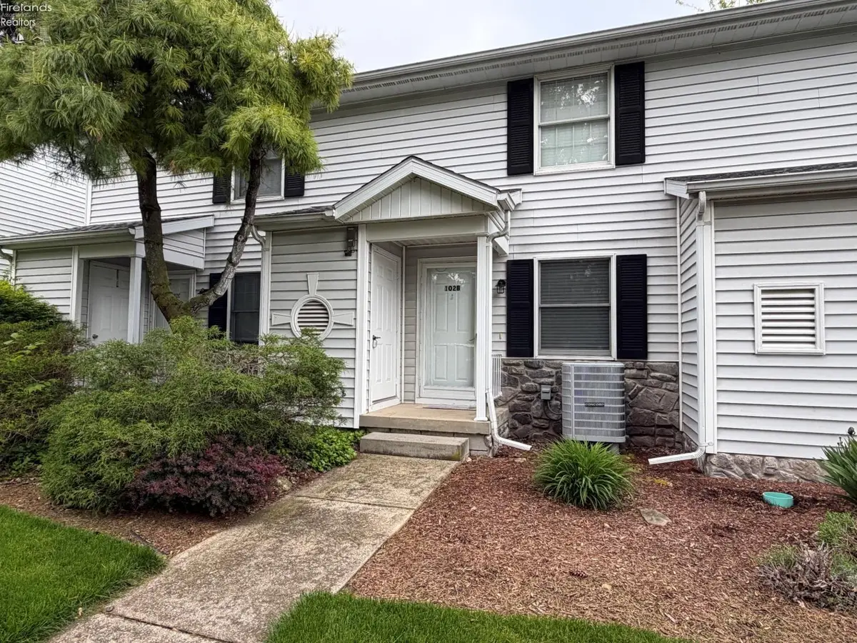 102 Landing Lane #B, Marblehead, OH 43440 - #1