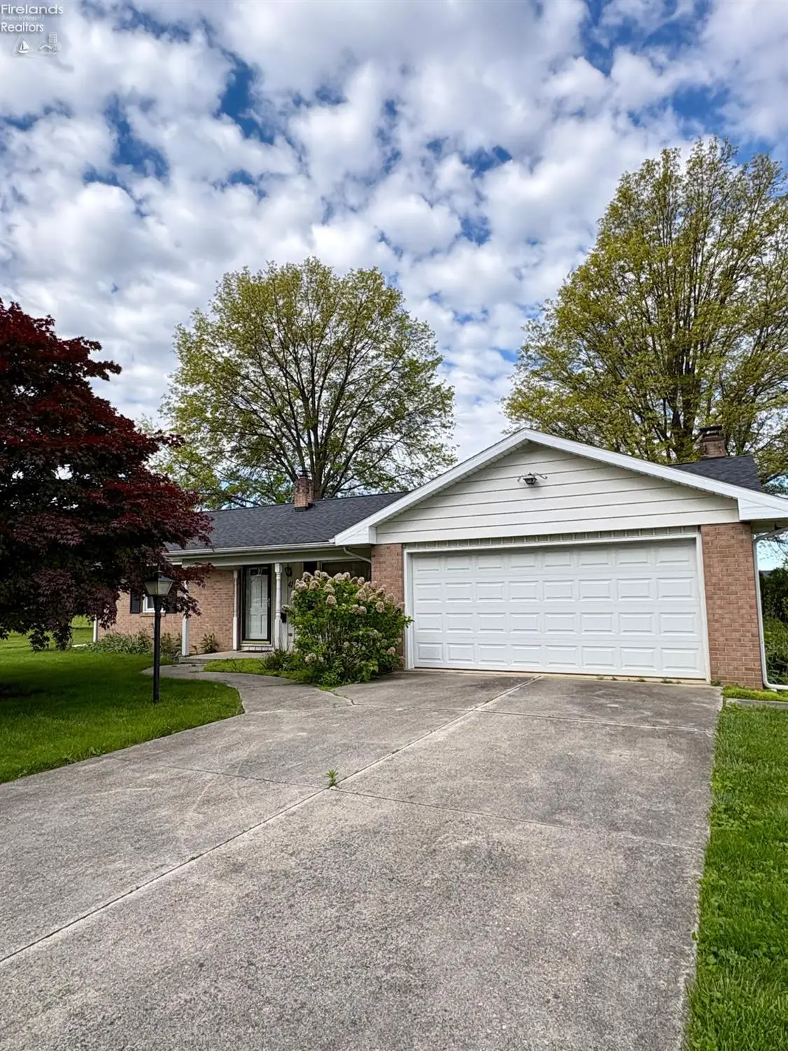 41 Oakwood Drive, Tiffin, OH 44883 - #1