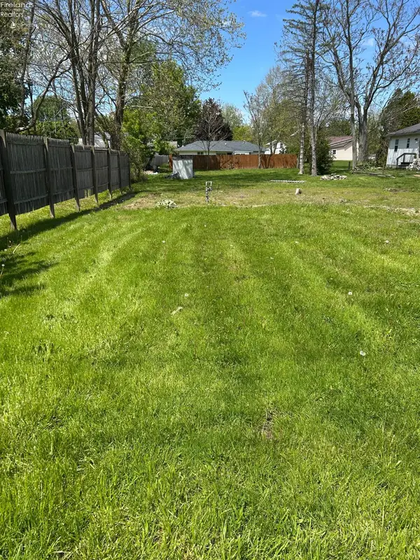 103 3rd Street, New London, OH 44851