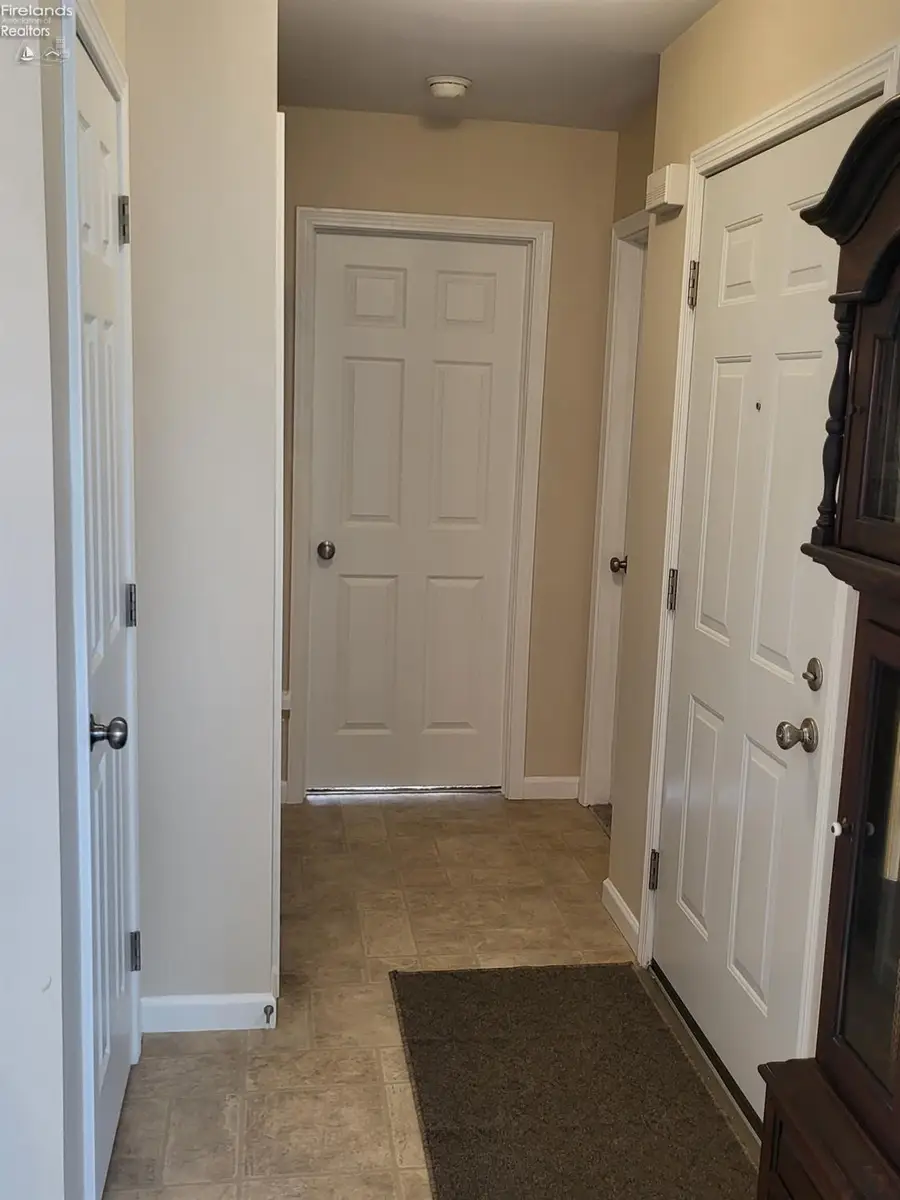 1808 Mario Place, Fremont, OH 43420 - #2