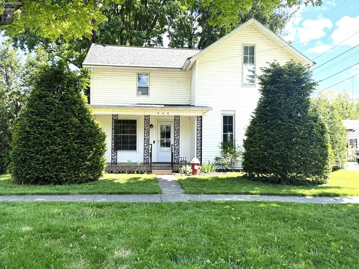 444 Clinton Street, Elmore, OH 43449 - #1