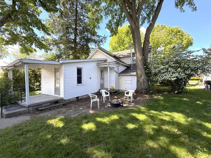 444 Clinton Street, Elmore, OH 43449 - #2