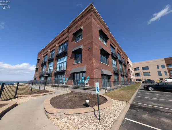 401 W Shoreline Drive #109, Sandusky, OH 44870