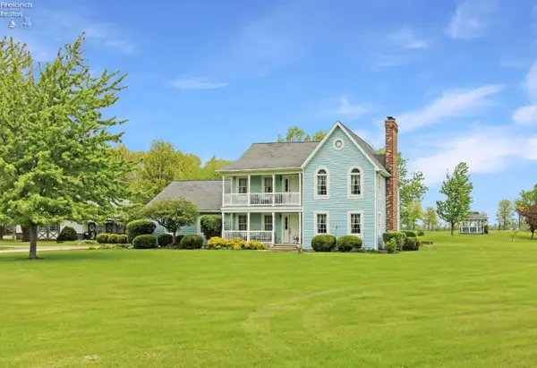 9775 W Bloom Road, Oak Harbor, OH 43449
