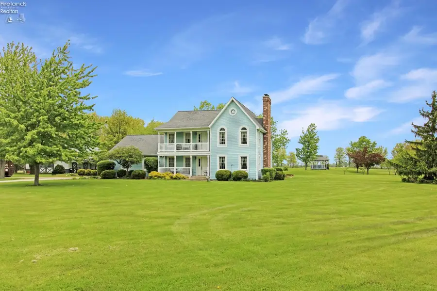 9775 W Bloom Road, Oak Harbor, OH 43449 - #3