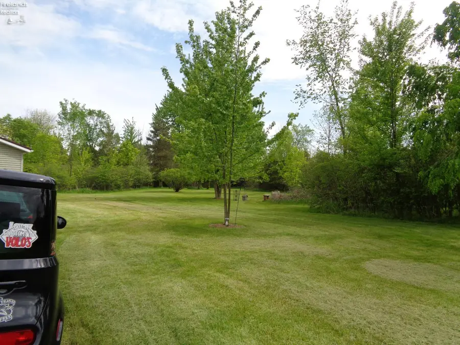 1246 Greenfield Drive, Willard, OH 44890 - #2