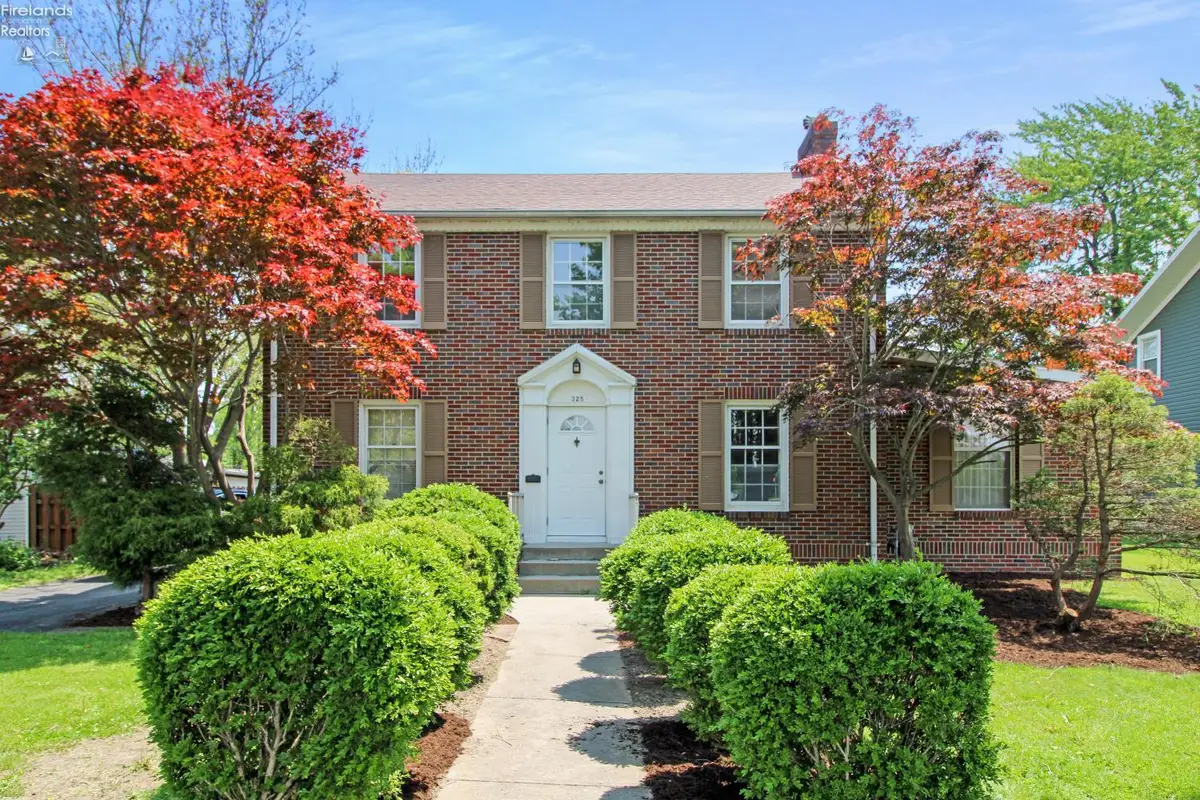 325 Jefferson Street, Port Clinton, OH 43452 - #1