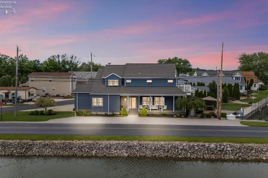 1511 N Anchor Avenue, Port Clinton, OH 43452 - #2