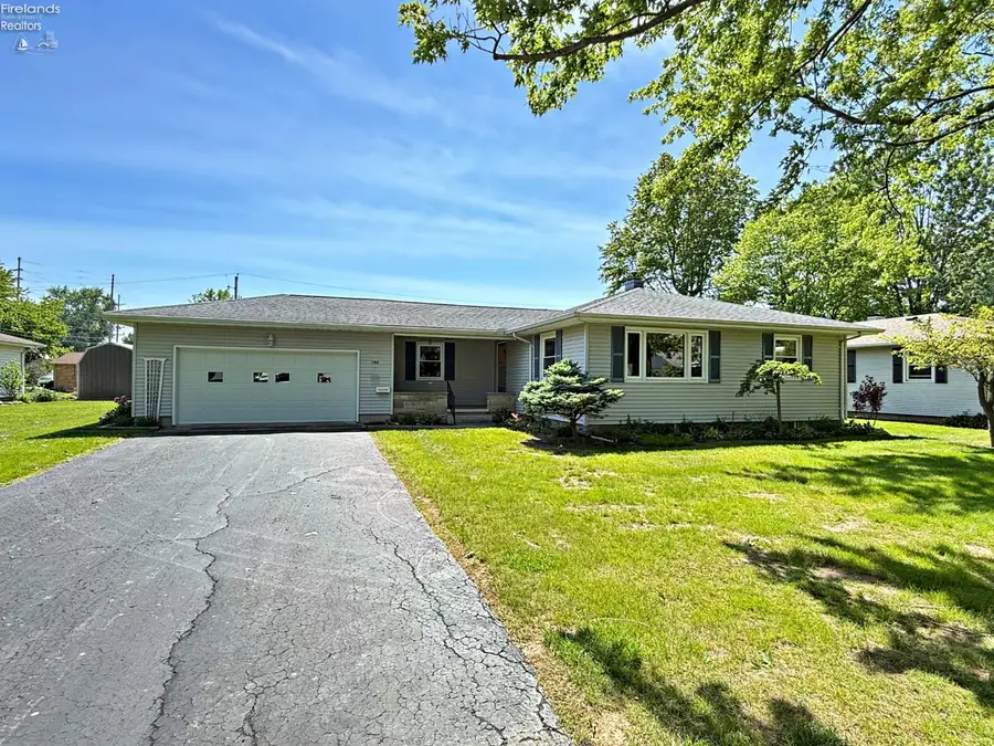 194 Hillcrest Drive, Tiffin, OH 44883 - #2