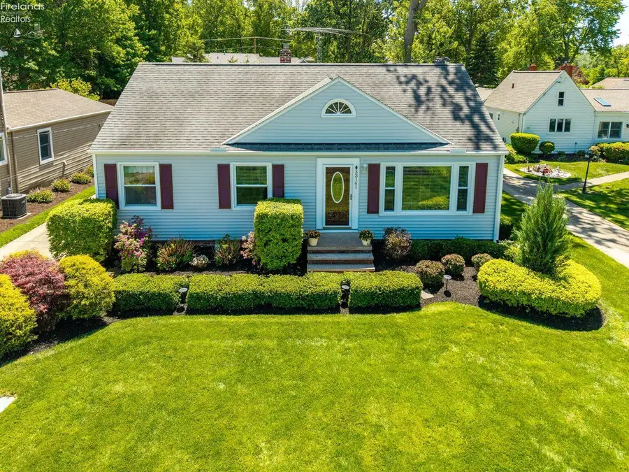 33161 Lake Road, Avon Lake, OH 44012 - #3