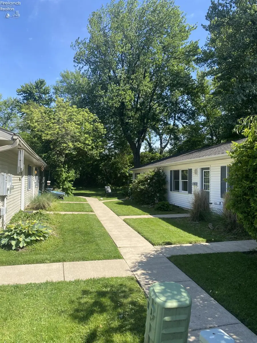 124 Tiffin Avenue, Huron, OH 44839 - #2