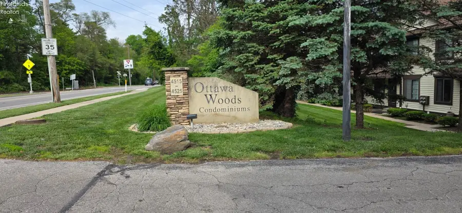 4515 W Bancroft Street #11, Toledo, OH 43615 - #2