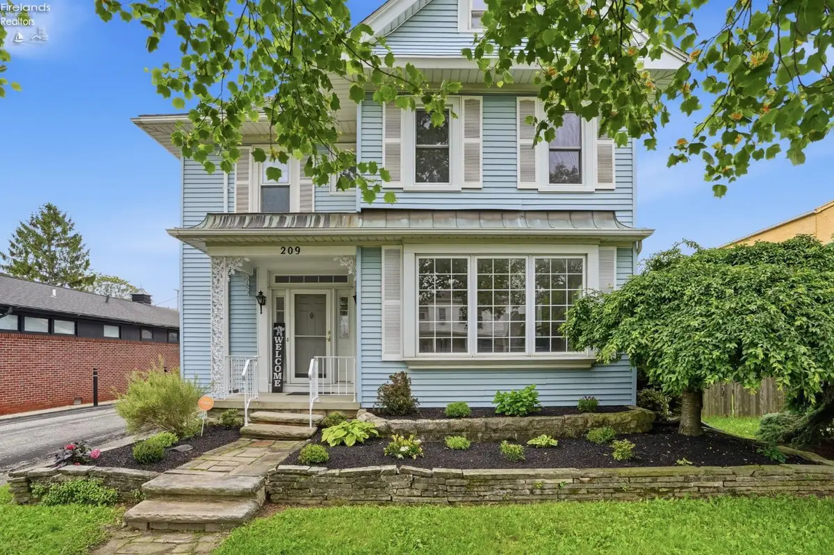 209 Jefferson Street, Tiffin, OH 44883 - #1