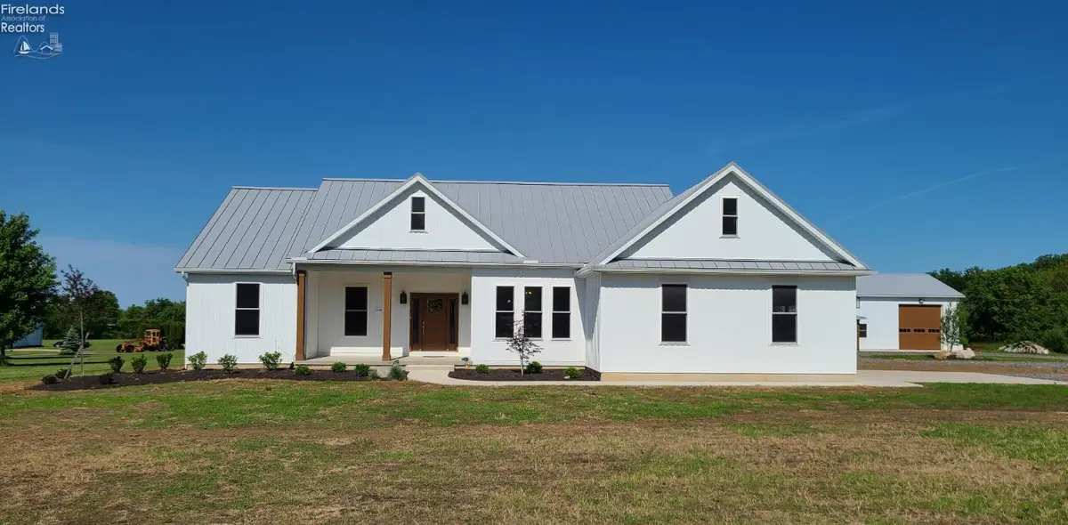 1290 S Hartshorn Road, Marblehead, OH 43440 - #1