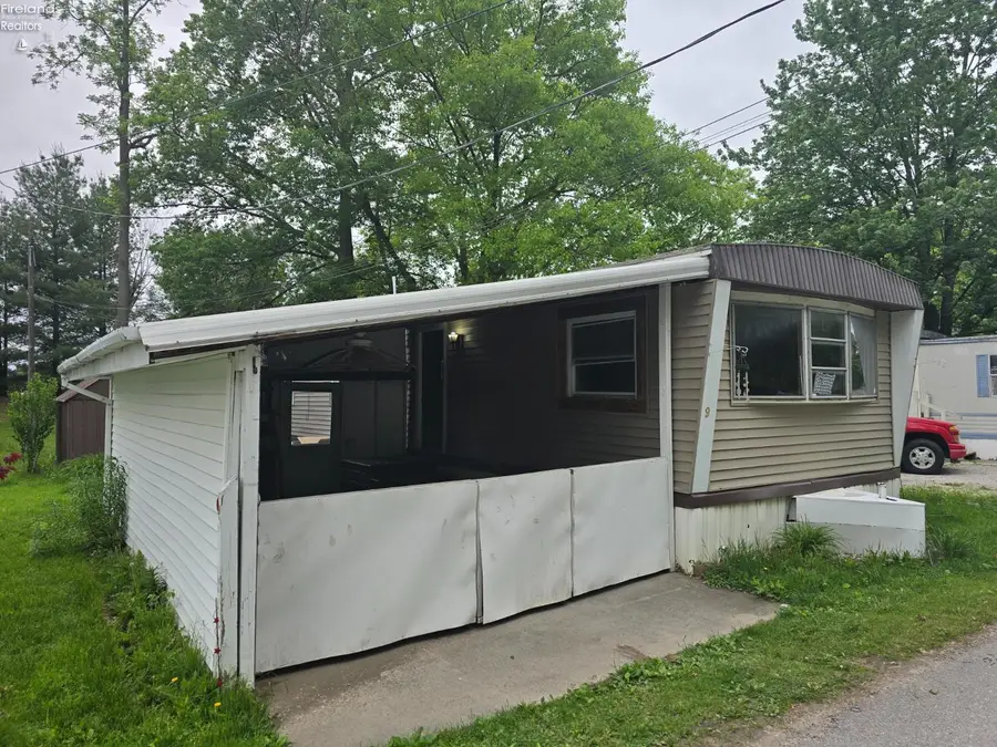 56 E Main Street #9, Wakeman, OH 44889 - #2