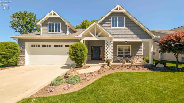314 Lighthouse Oval, Marblehead, OH 43440