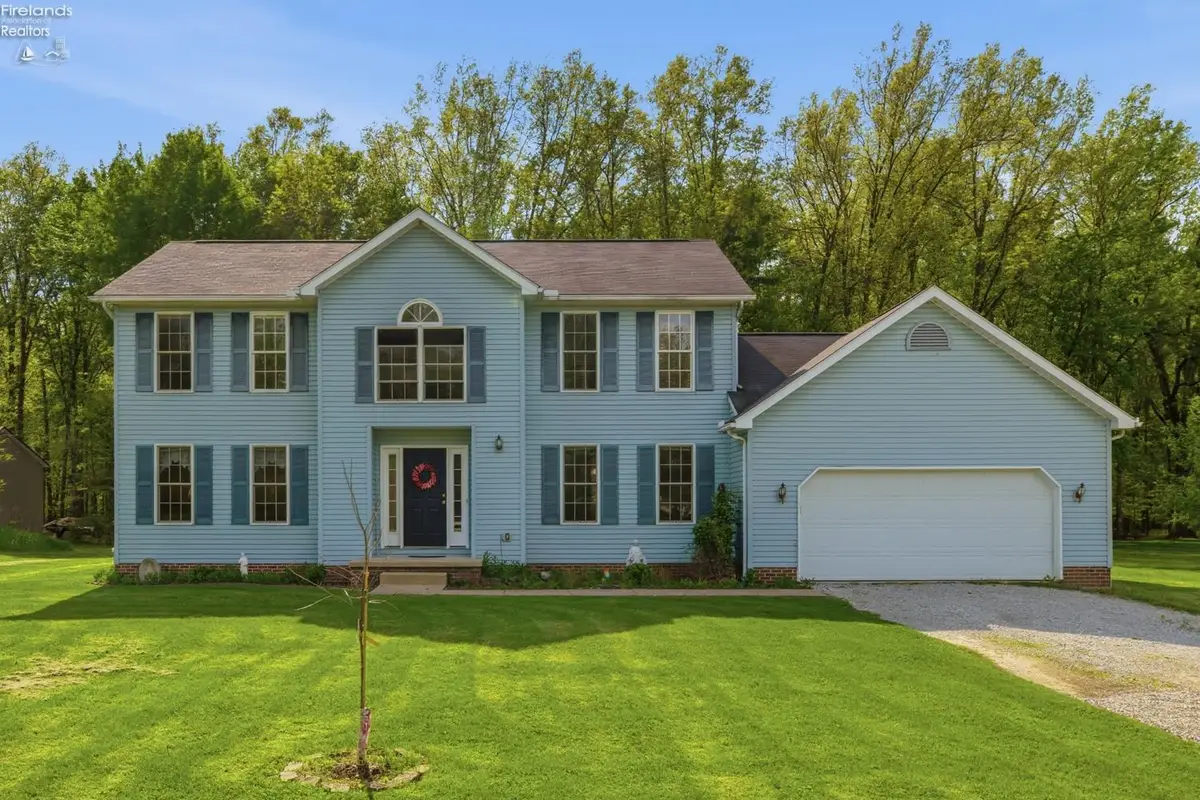 8904 Dean Road, Vermilion, OH 44089 - #1