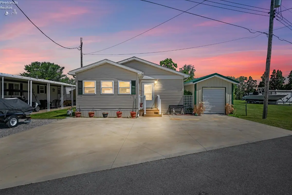 2845 W Risingsun Road, Port Clinton, OH 43452 - #1