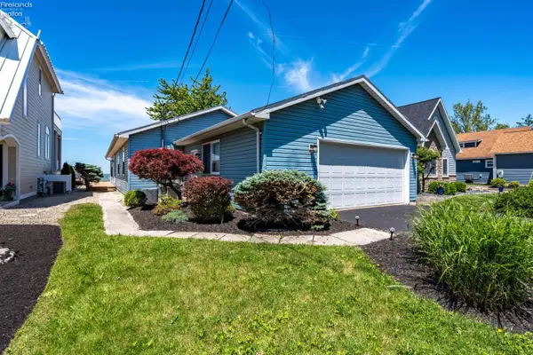 2311 E Sand Road, Port Clinton, OH 43452